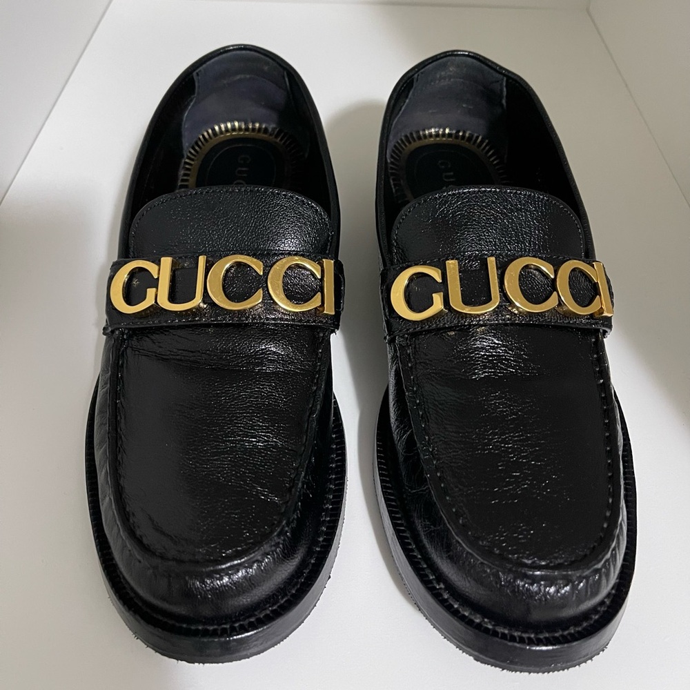 Authentic GUCCI Logo Plaque Slip-on Loafers Women. Size 37